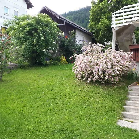 Apartma Lina Apartment *