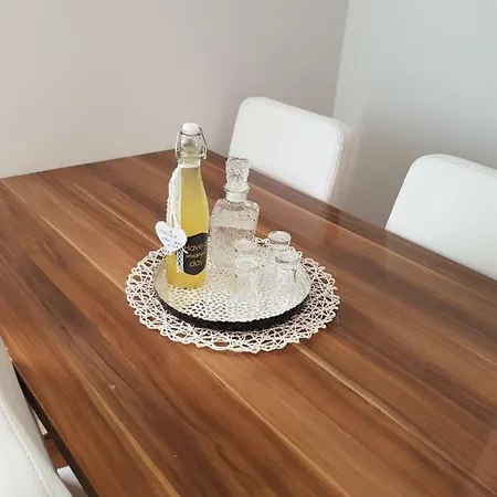 Apartma Lina